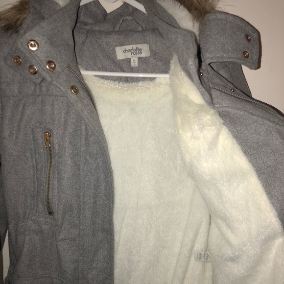 Hooded Warm Jacket - Picture 2 of 3